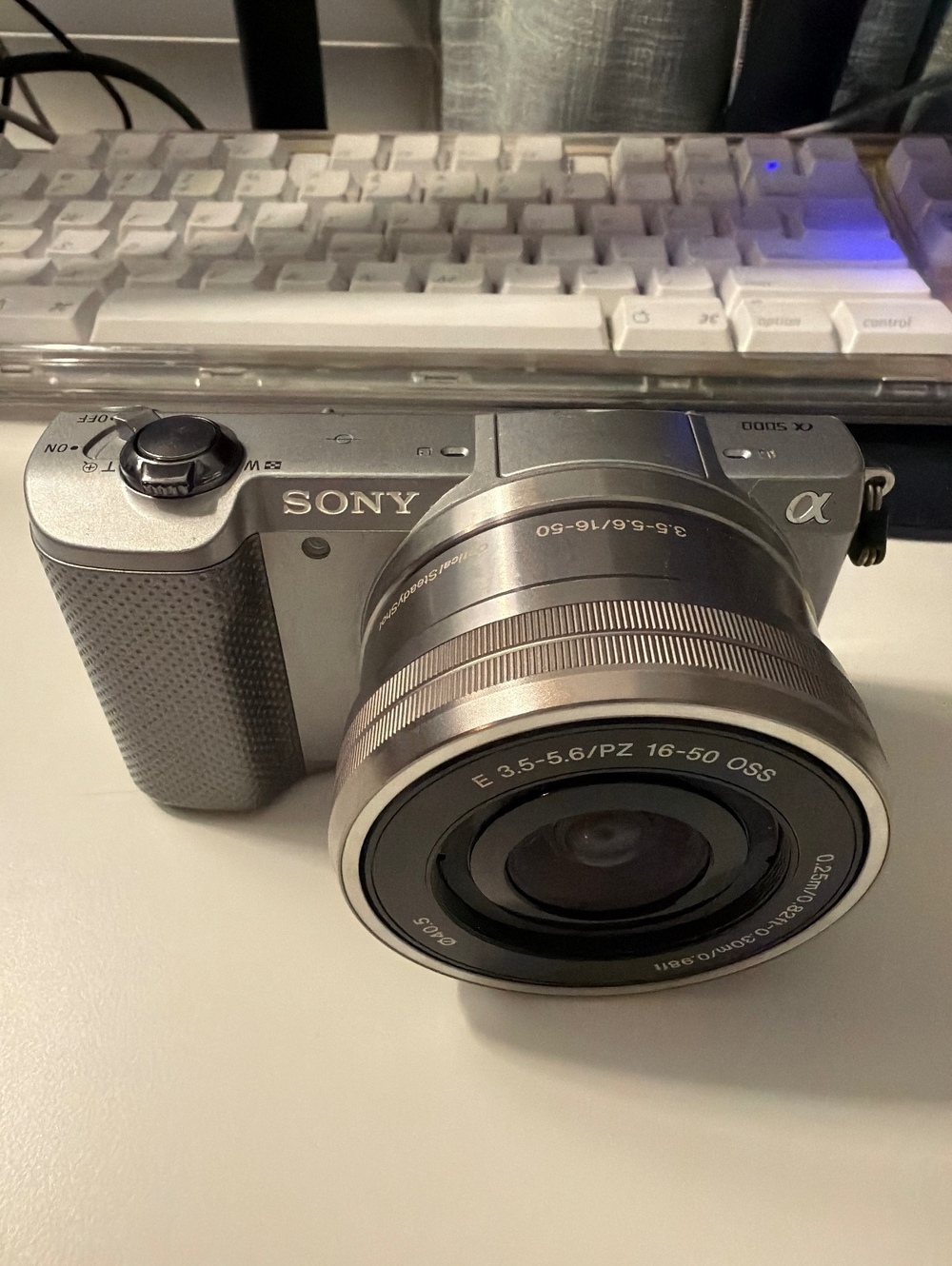 Sony Alpha a5000 Mirrorless Digital Camera  Silver 16-50mm Lens w/ 2 Batteries